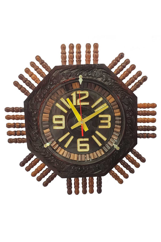 Traditional Wooden Wall Clock I